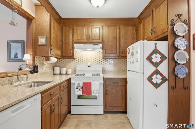 $229,999 | 1159 Highland Avenue, Unit 3A, Waterbury, CT 06708