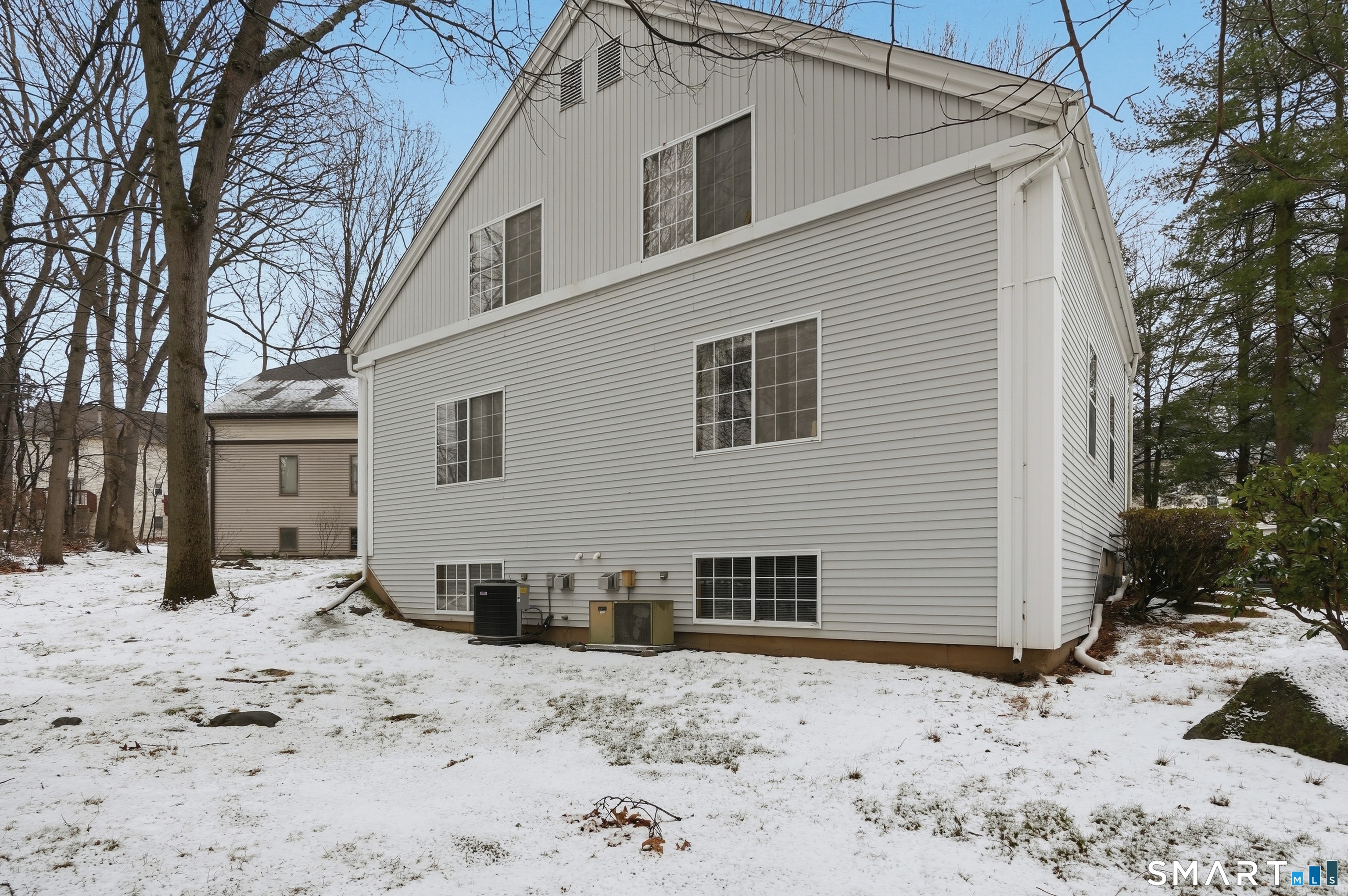 1159 Highland Avenue, Unit 3A Waterbury, CT 06708 - Photo 5 of 33