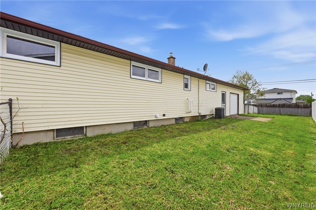 215 Steven Drive Cheektowaga, NY 14227 - Photo 40 of 50