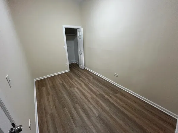 $1,795 | 1325 South Sawyer Avenue, Unit 3, Chicago, IL 60623