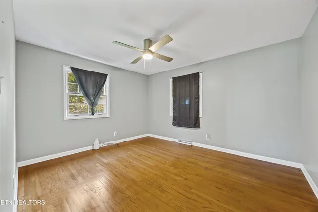 $399,900 | 124 South Martinwood Road, Knoxville, TN 37923