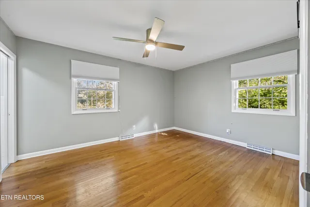 $399,900 | 124 South Martinwood Road, Knoxville, TN 37923