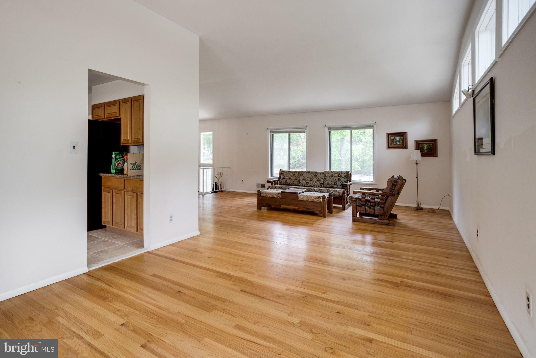 6570 Braddock Road Alexandria, VA 22312 - Photo 15 of 74 Gallery Image 15
