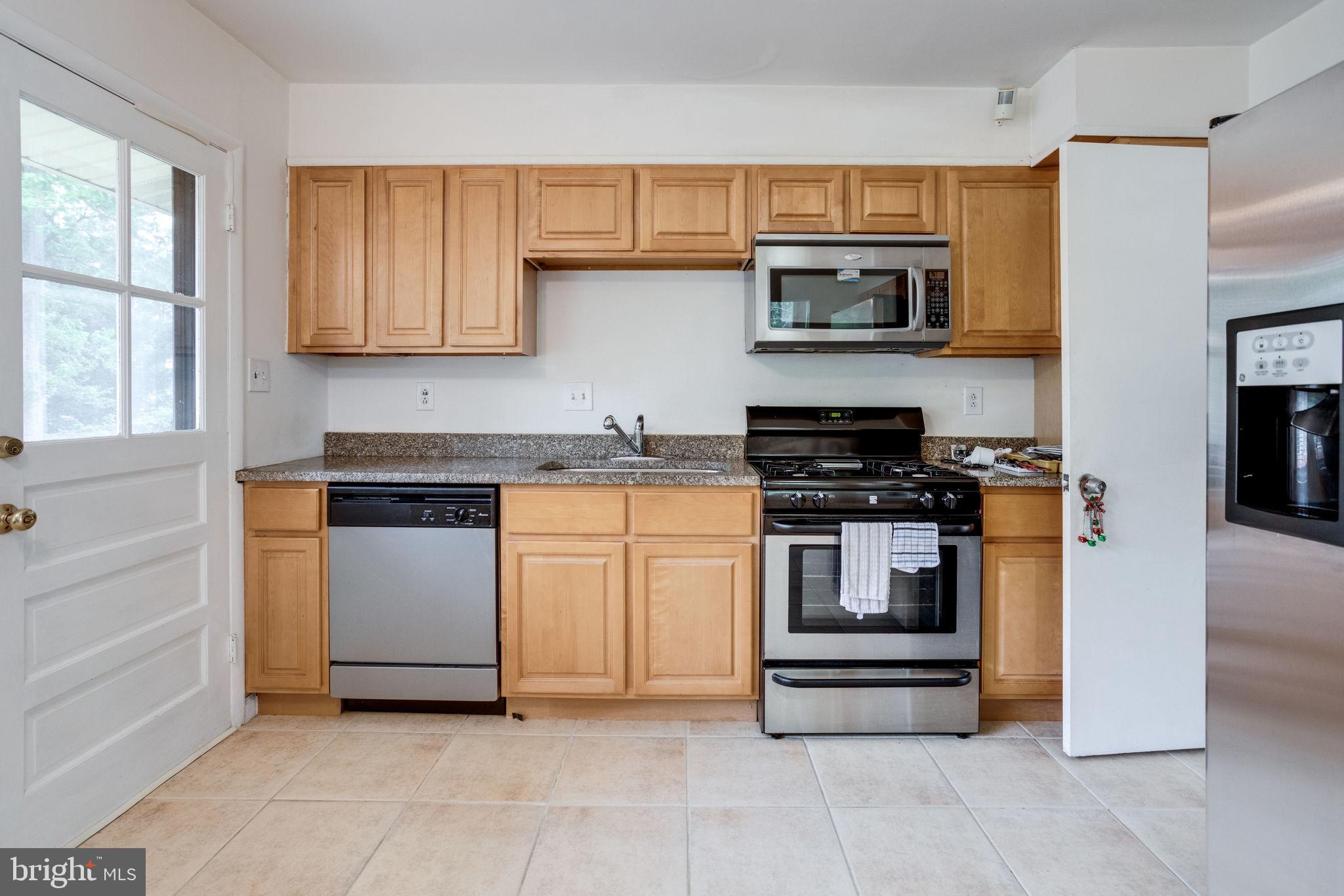 6570 Braddock Road Alexandria, VA 22312 - Photo 16 of 74 Gallery Image 16