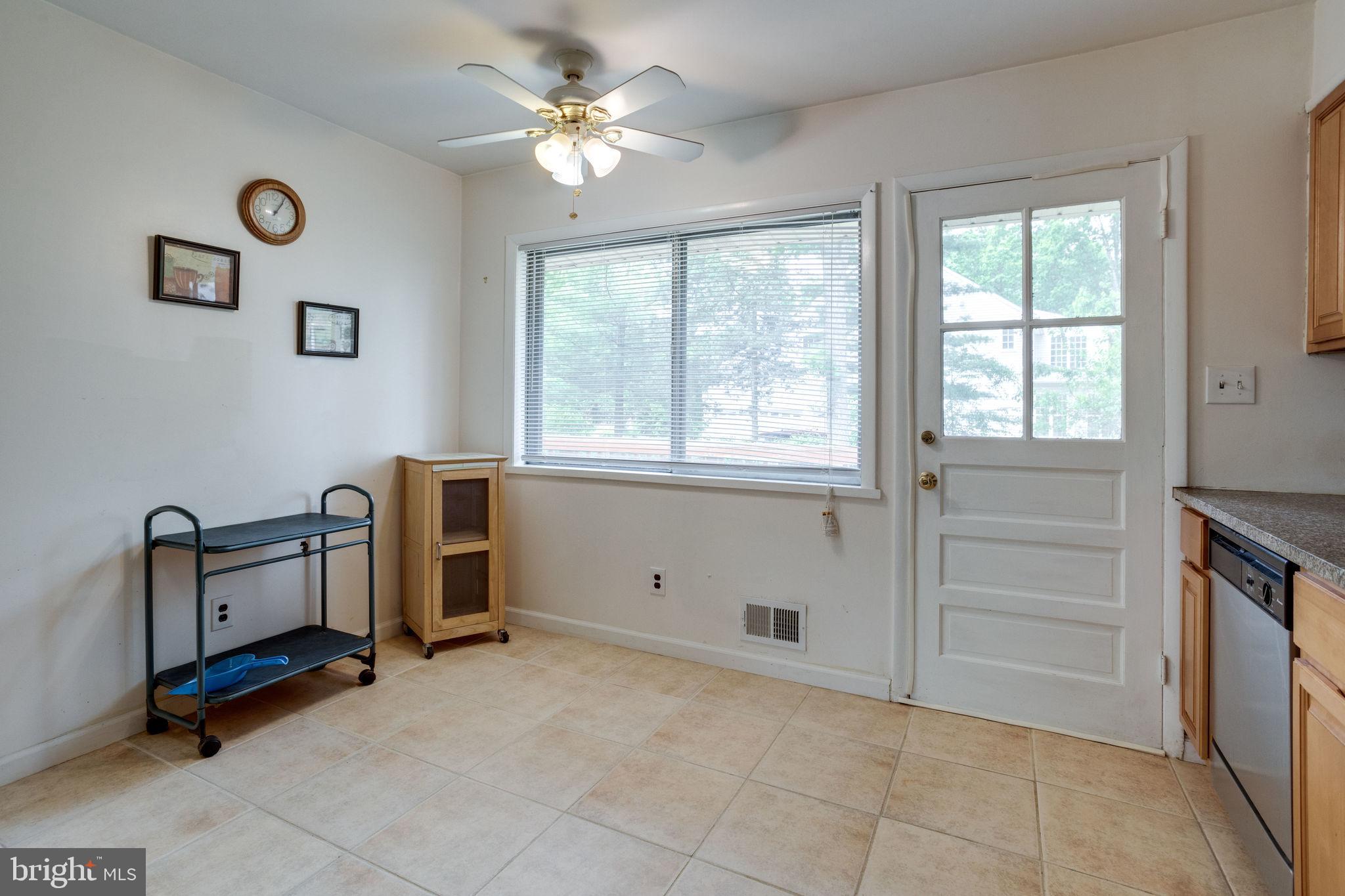 6570 Braddock Road Alexandria, VA 22312 - Photo 20 of 74 Gallery Image 20