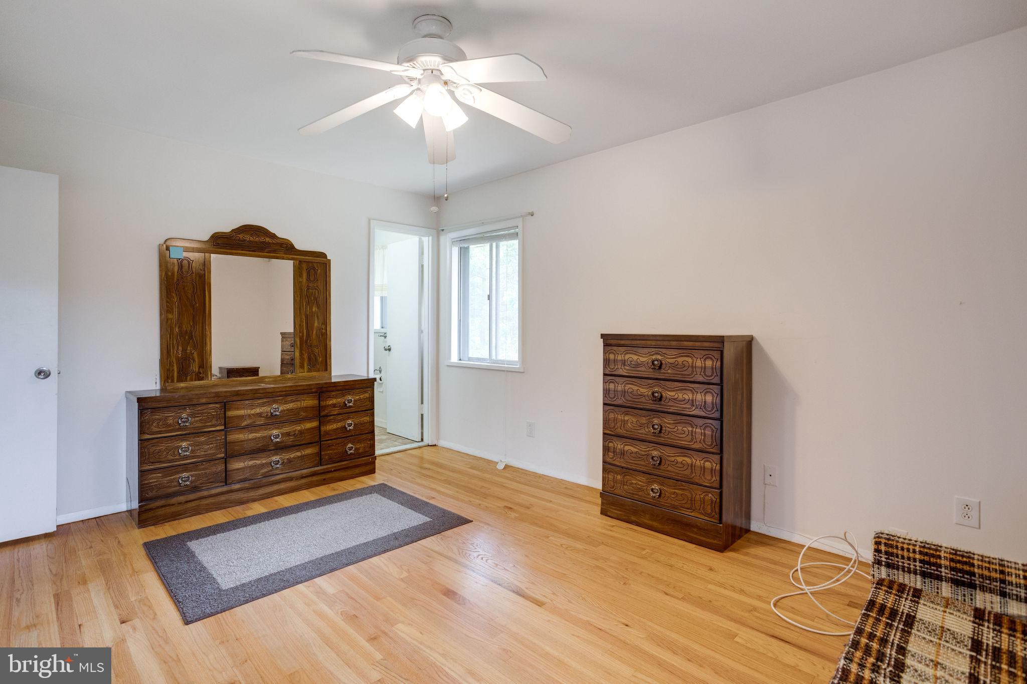 6570 Braddock Road Alexandria, VA 22312 - Photo 29 of 74 Gallery Image 29