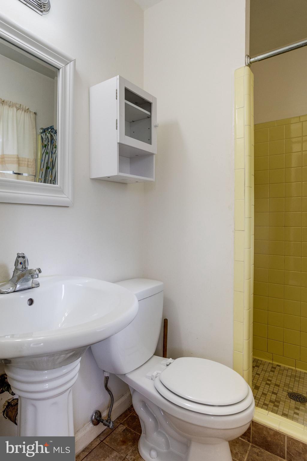 6570 Braddock Road Alexandria, VA 22312 - Photo 32 of 74 Gallery Image 32