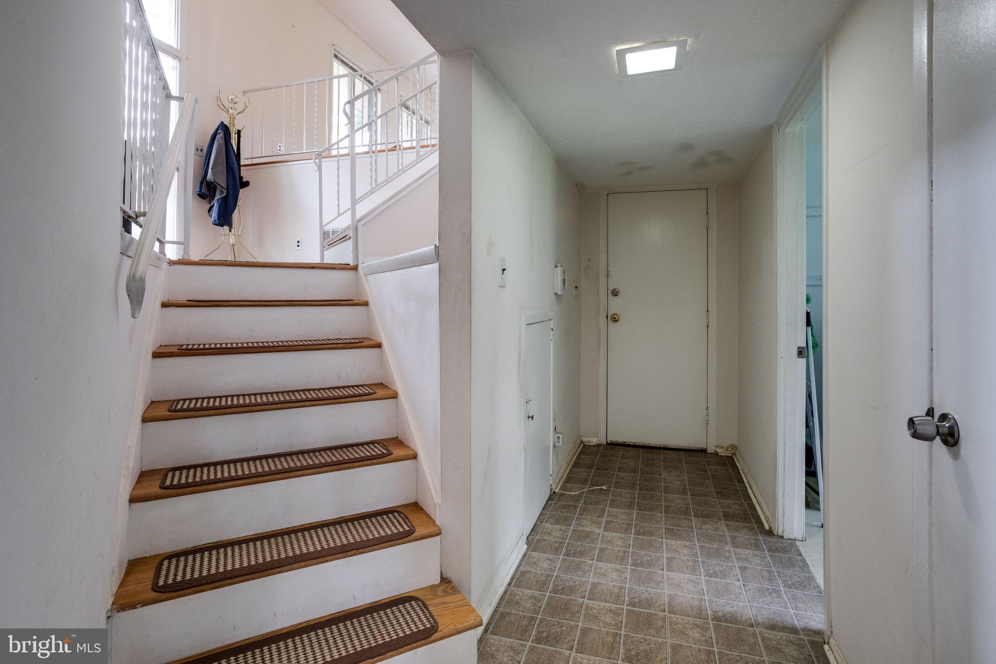 6570 Braddock Road Alexandria, VA 22312 - Photo 38 of 74 Gallery Image 38