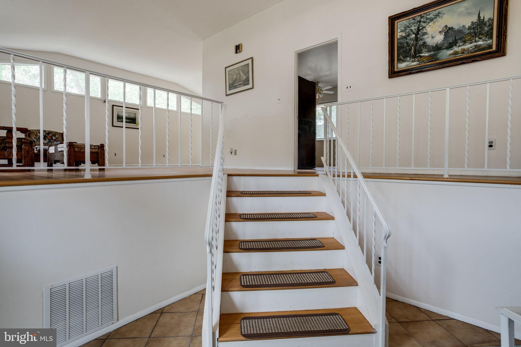 6570 Braddock Road Alexandria, VA 22312 - Photo 5 of 74 Gallery Image 5
