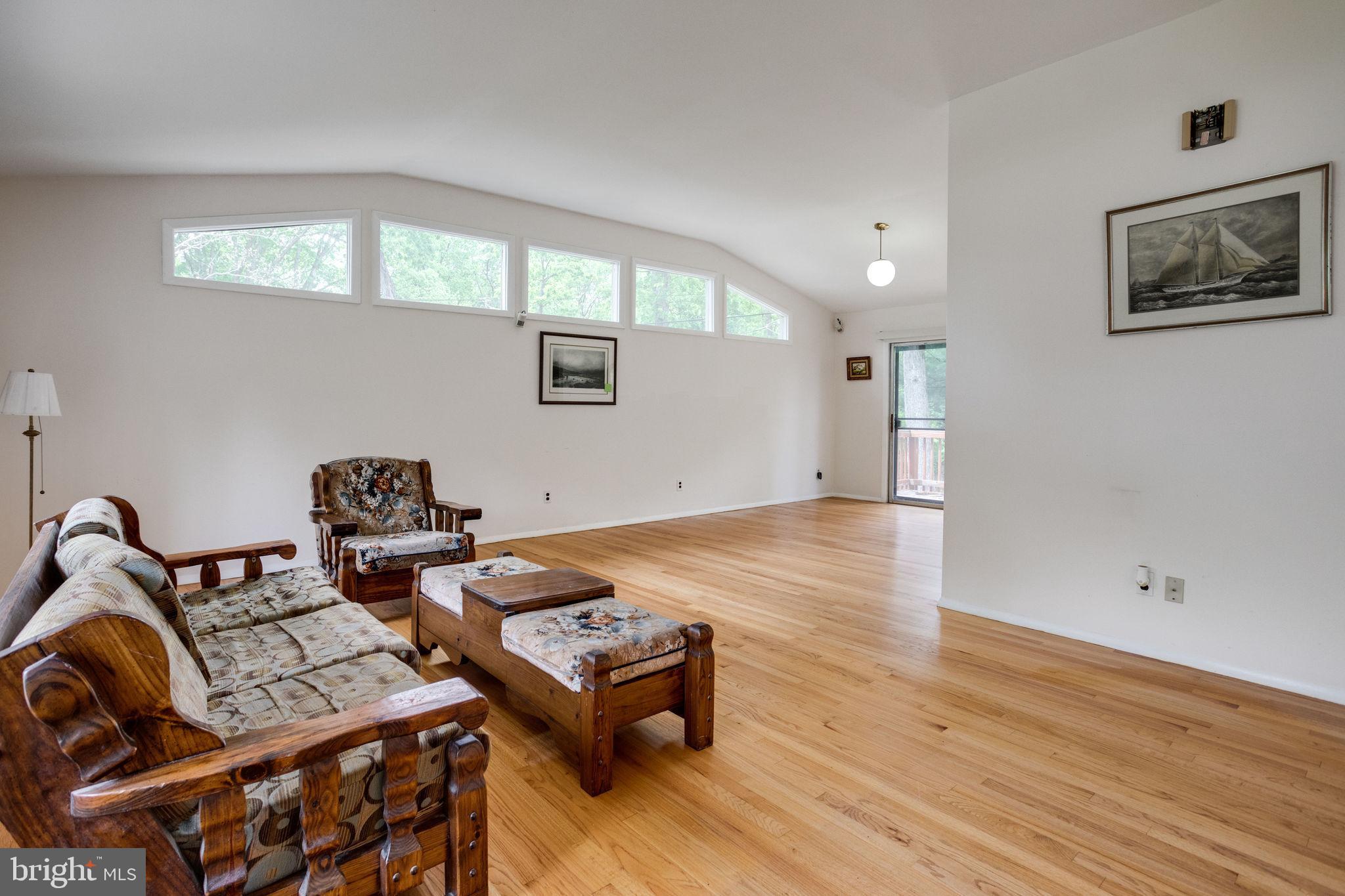 6570 Braddock Road Alexandria, VA 22312 - Photo 10 of 74 Gallery Image 10