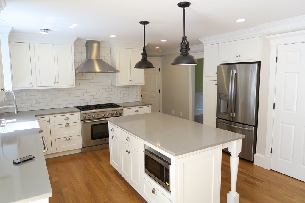 45 Moore Road Wayland, MA 01778 - Photo 7 of 20