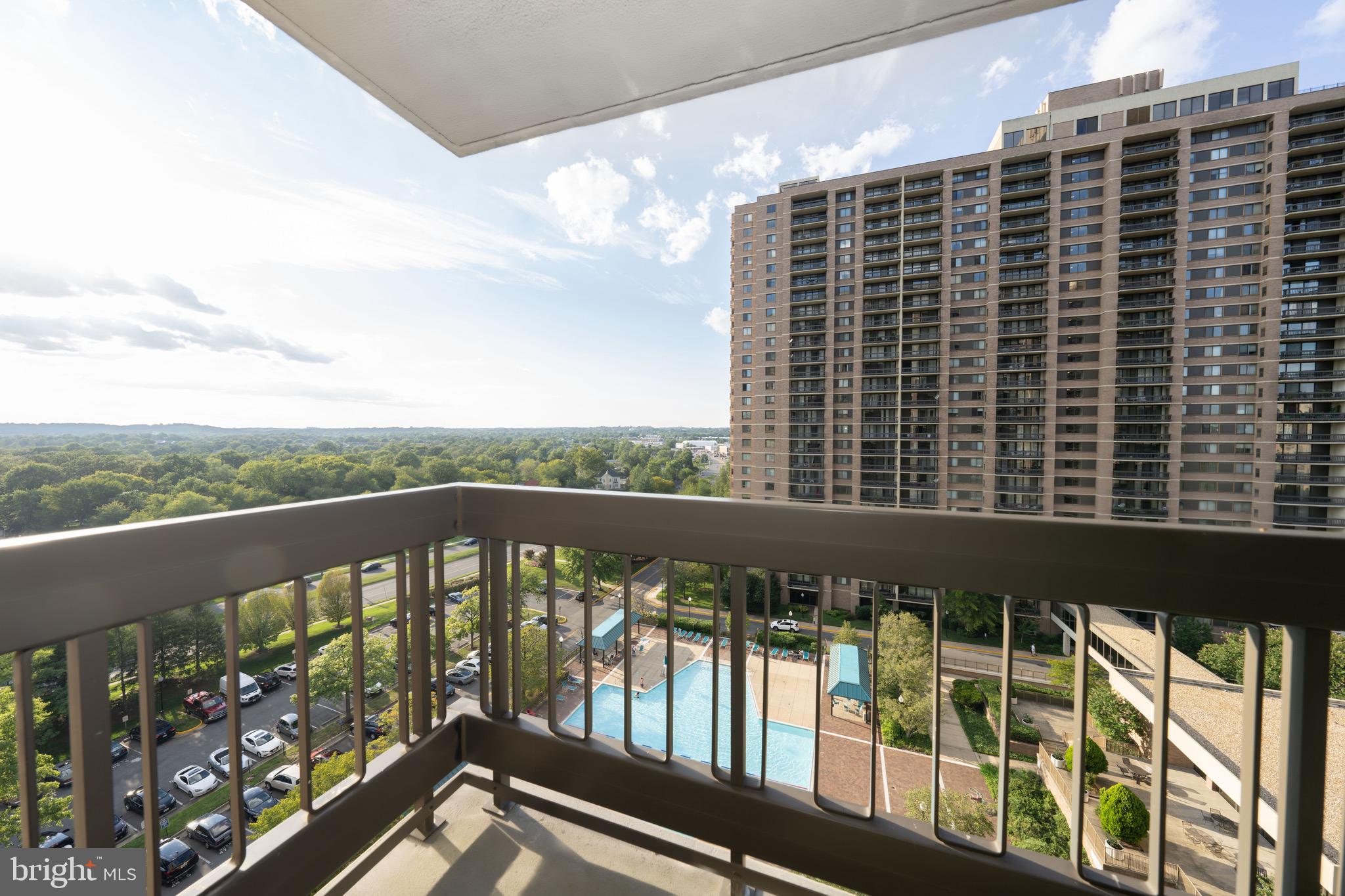 5501 Seminary Road, Unit 1113S Falls Church, VA 22041 - Photo 31 of 43 a city view from a balcony