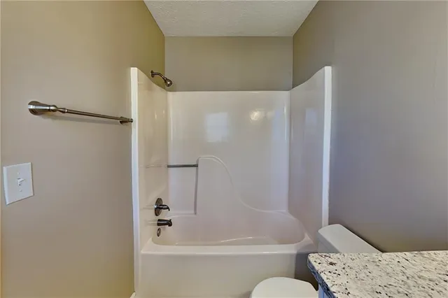 $1,995 | 1606 Shadowbrook Drive, Acworth, GA 30102