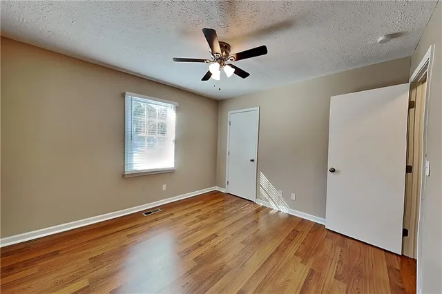 $1,995 | 1606 Shadowbrook Drive, Acworth, GA 30102