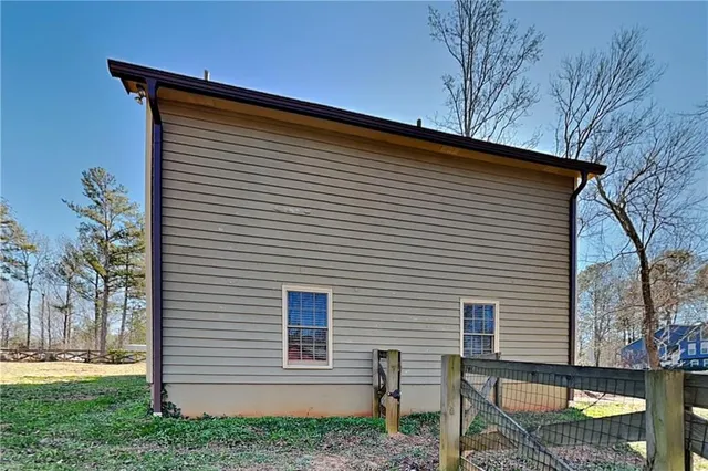 $1,995 | 1606 Shadowbrook Drive, Acworth, GA 30102