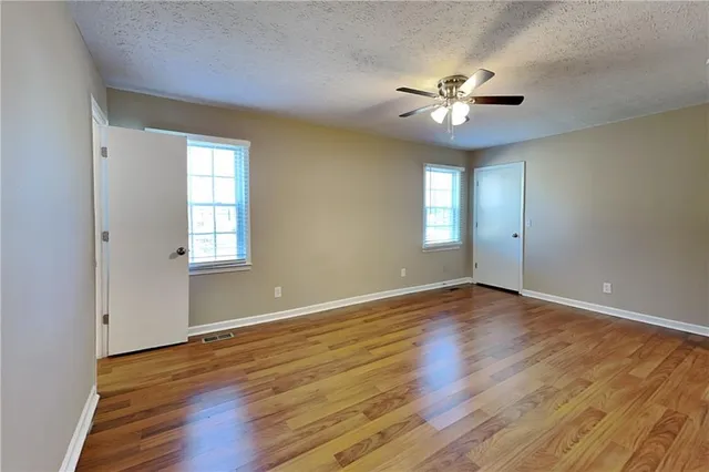 $1,995 | 1606 Shadowbrook Drive, Acworth, GA 30102