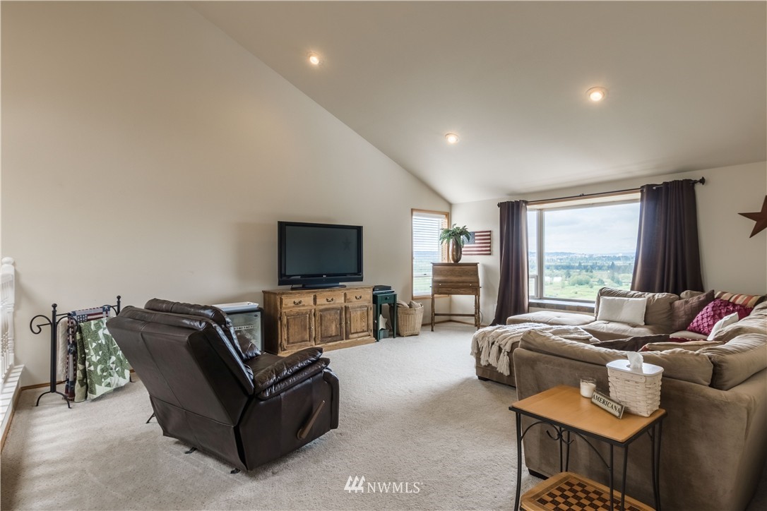412 Vernon Road Lake Stevens, WA 98258 - Photo 17 of 25 Gallery Image 17