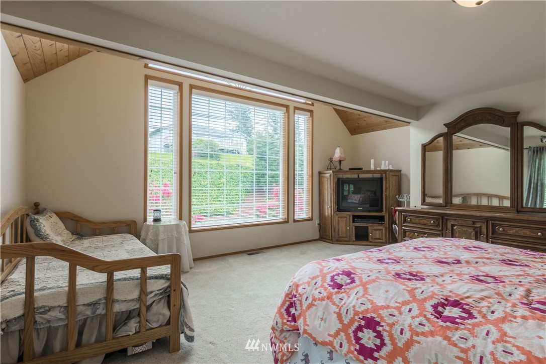 412 Vernon Road Lake Stevens, WA 98258 - Photo 10 of 25 Gallery Image 10