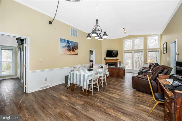 $299,999 | 17 Canada Goose Lane, Hedgesville, WV 25427