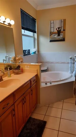 $2,500 | 6 Coventry Place, Palm Coast, FL 32137