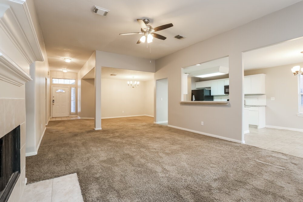 3219 Candlepine Drive Spring, TX 77388 - Photo 5 of 16