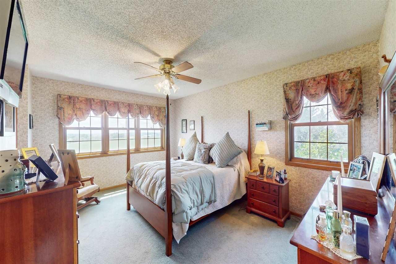 2076 Rogers Creek Road Ely, IA 52227 - Photo 12 of 51 Gallery Image 12