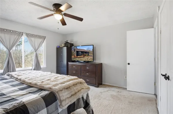 $259,696 | 107 Lakewood Drive, West Union, SC 29696