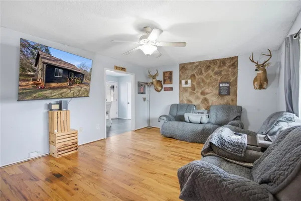 $259,696 | 107 Lakewood Drive, West Union, SC 29696