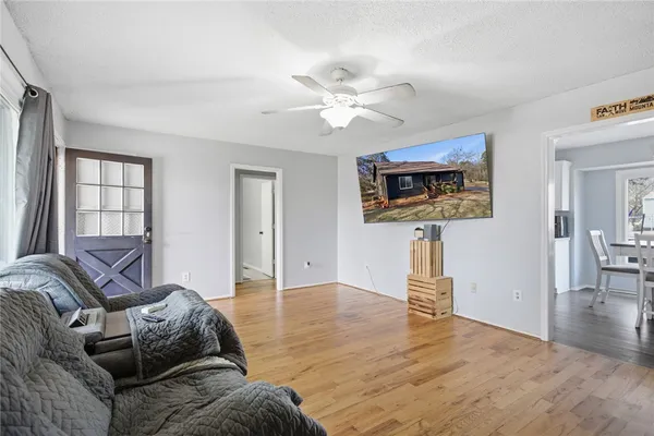 $259,696 | 107 Lakewood Drive, West Union, SC 29696