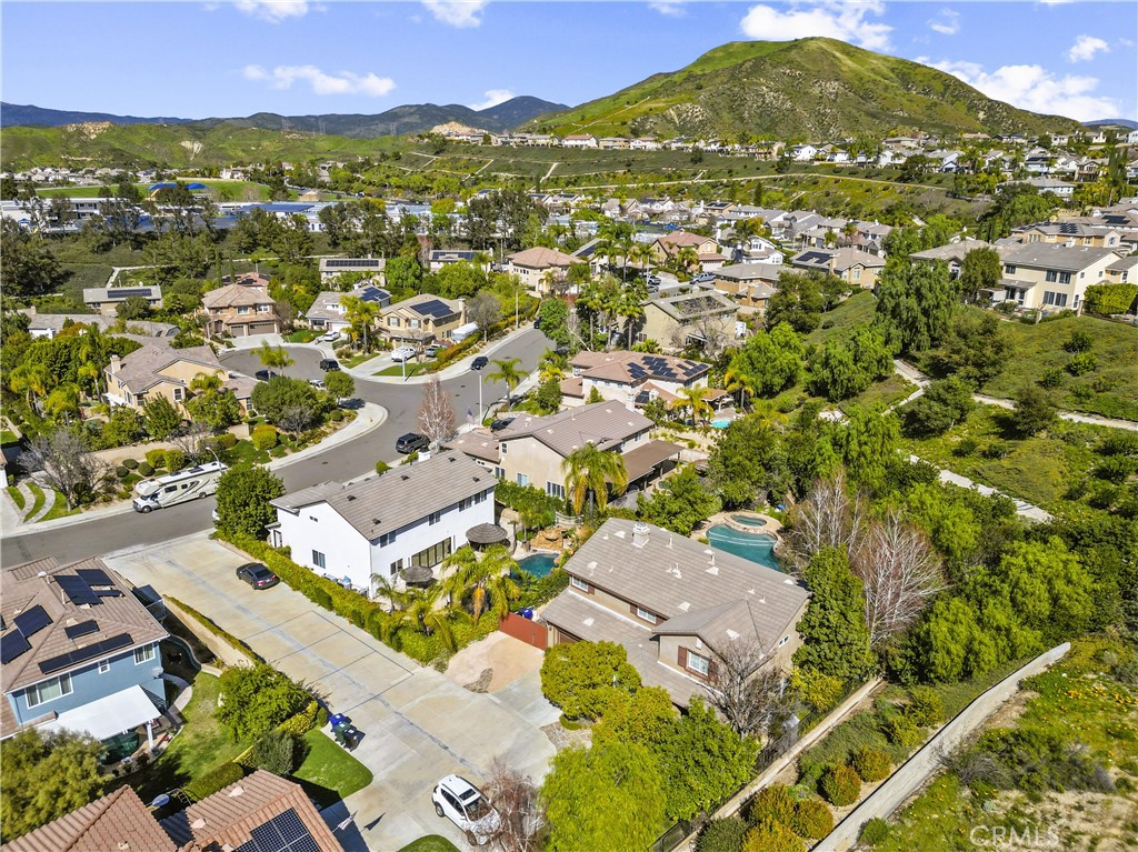 22262 Trinity Place Saugus, CA 91390 - Photo 73 of 76 Community