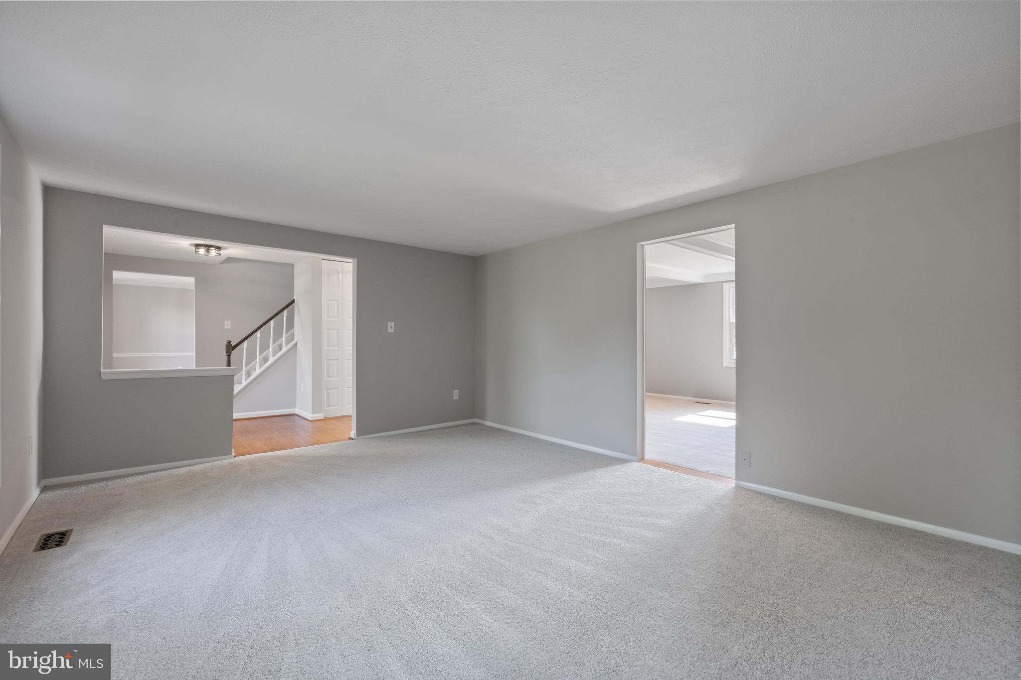 22000 Goshen School Road Gaithersburg, MD 20882 - Photo 13 of 57 a view of an empty room with a window