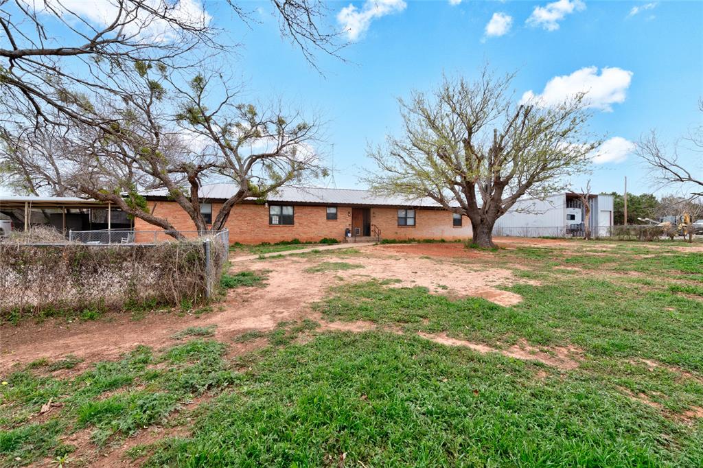 117 Buchanan Road Abilene, TX 79606 - Photo 4 of 40