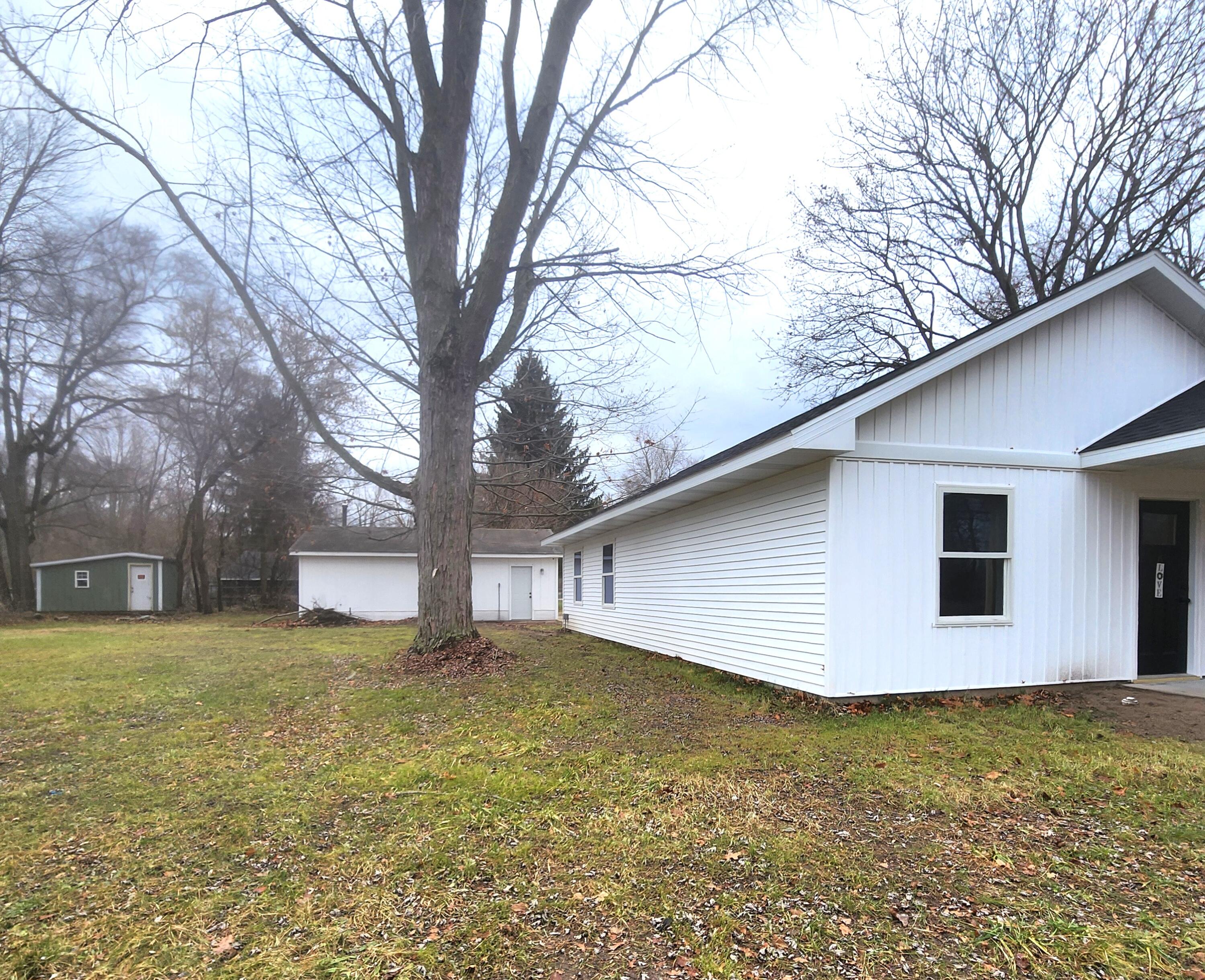 902 Reed Street Nashville, MI 49073 - Photo 9 of 24 20231204_135642
