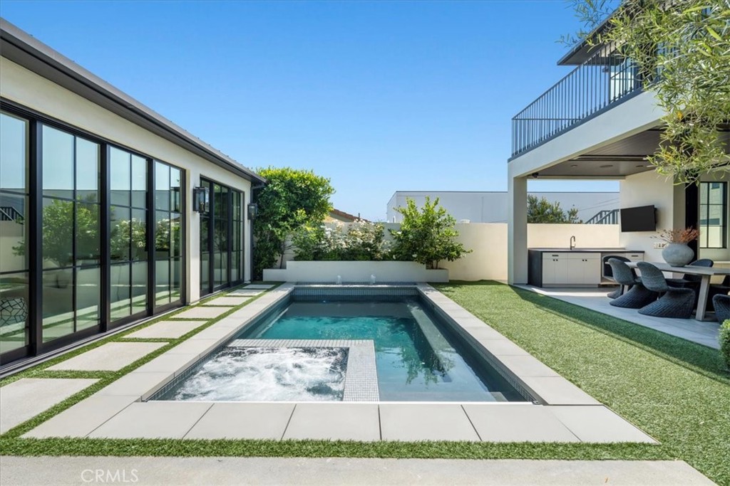 604 14th Street Manhattan Beach, CA 90266 - Photo 15 of 43 a view of swimming pool with seating area