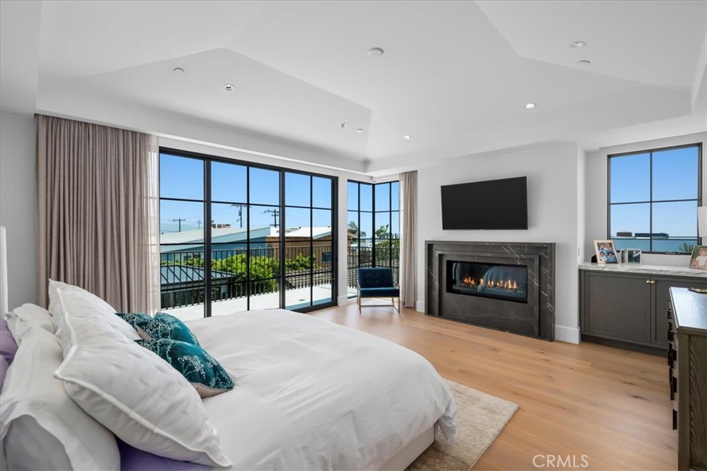 604 14th Street Manhattan Beach, CA 90266 - Photo 22 of 43