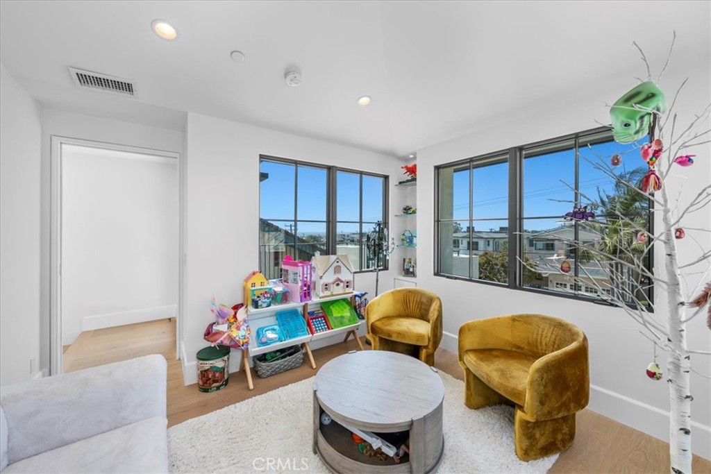 604 14th Street Manhattan Beach, CA 90266 - Photo 30 of 43