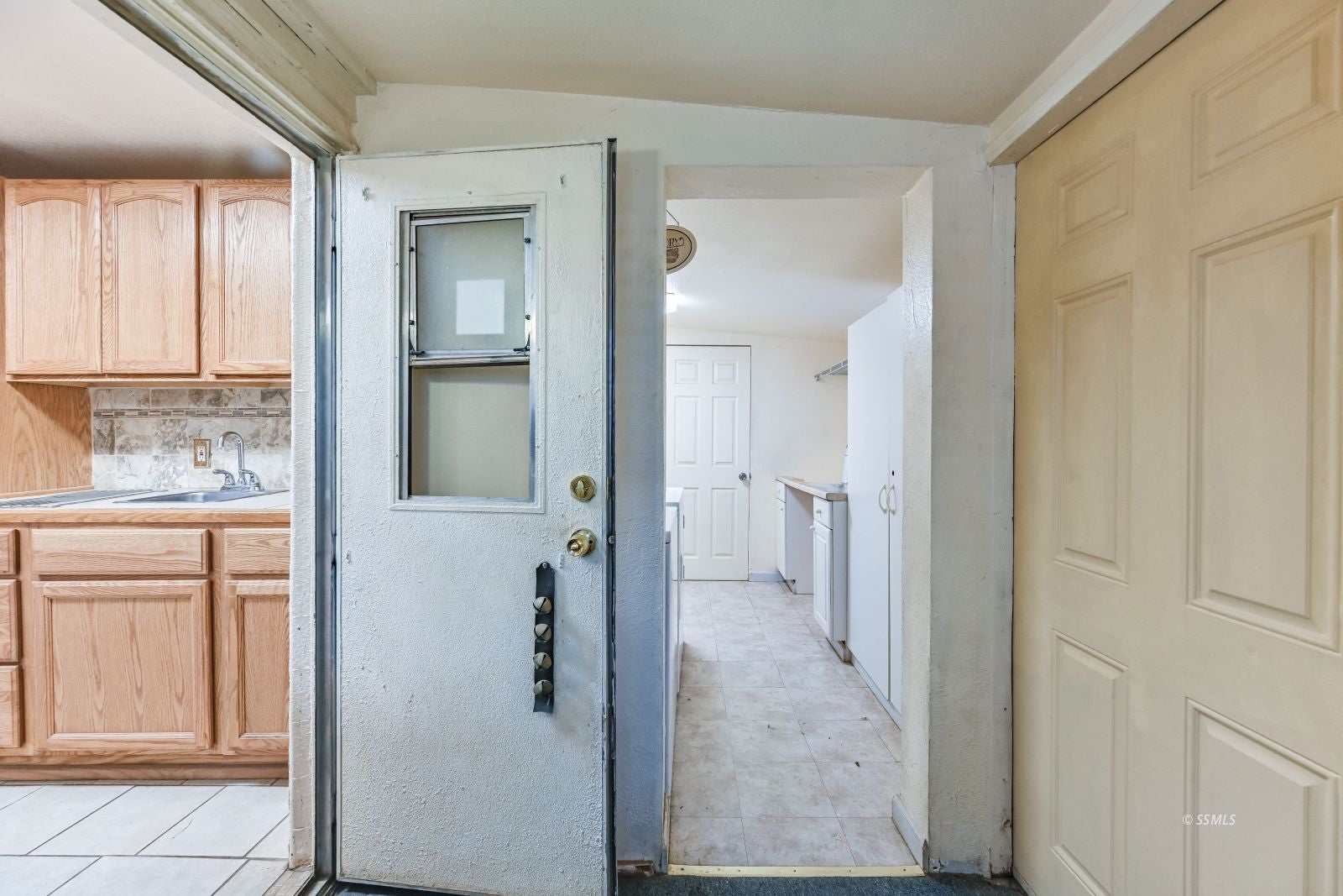 720 Victor Ridgecrest, CA 93555 - Photo 13 of 38 Gallery Image 13