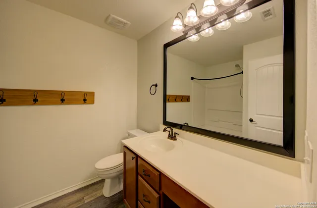 $2,500 | 237 Mustang, Boerne, TX 78006