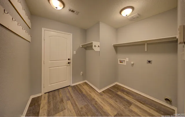 $2,500 | 237 Mustang, Boerne, TX 78006