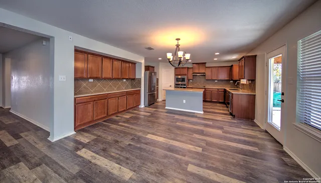 $2,500 | 237 Mustang, Boerne, TX 78006