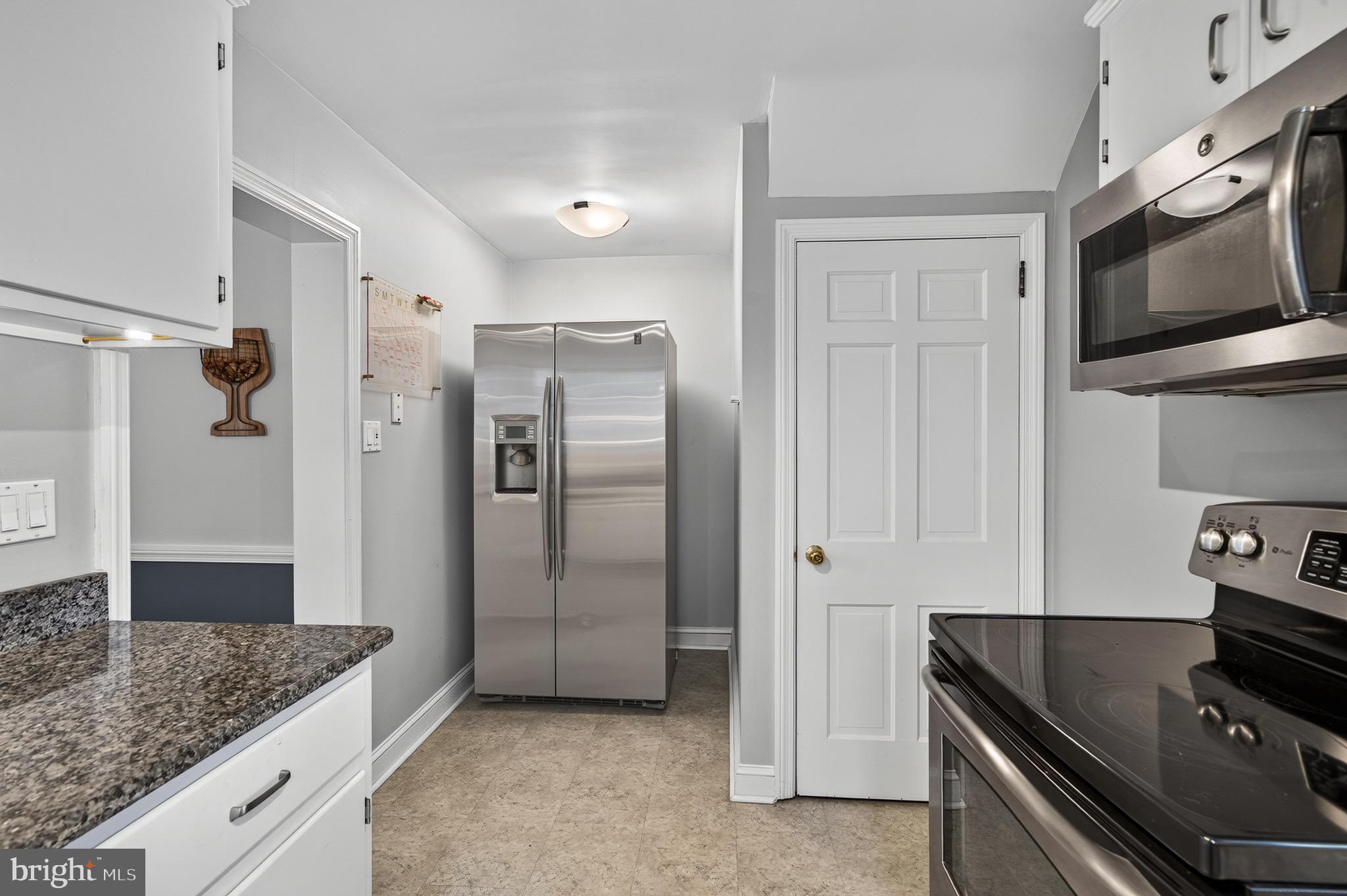 208 Stanton Road Havertown, PA 19083 - Photo 16 of 40