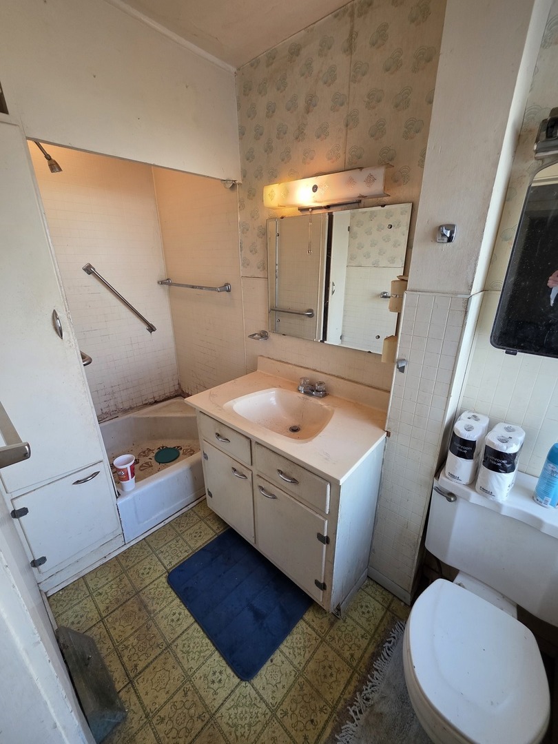 2313 North 7th Street Clinton, IA 52732 - Photo 17 of 26