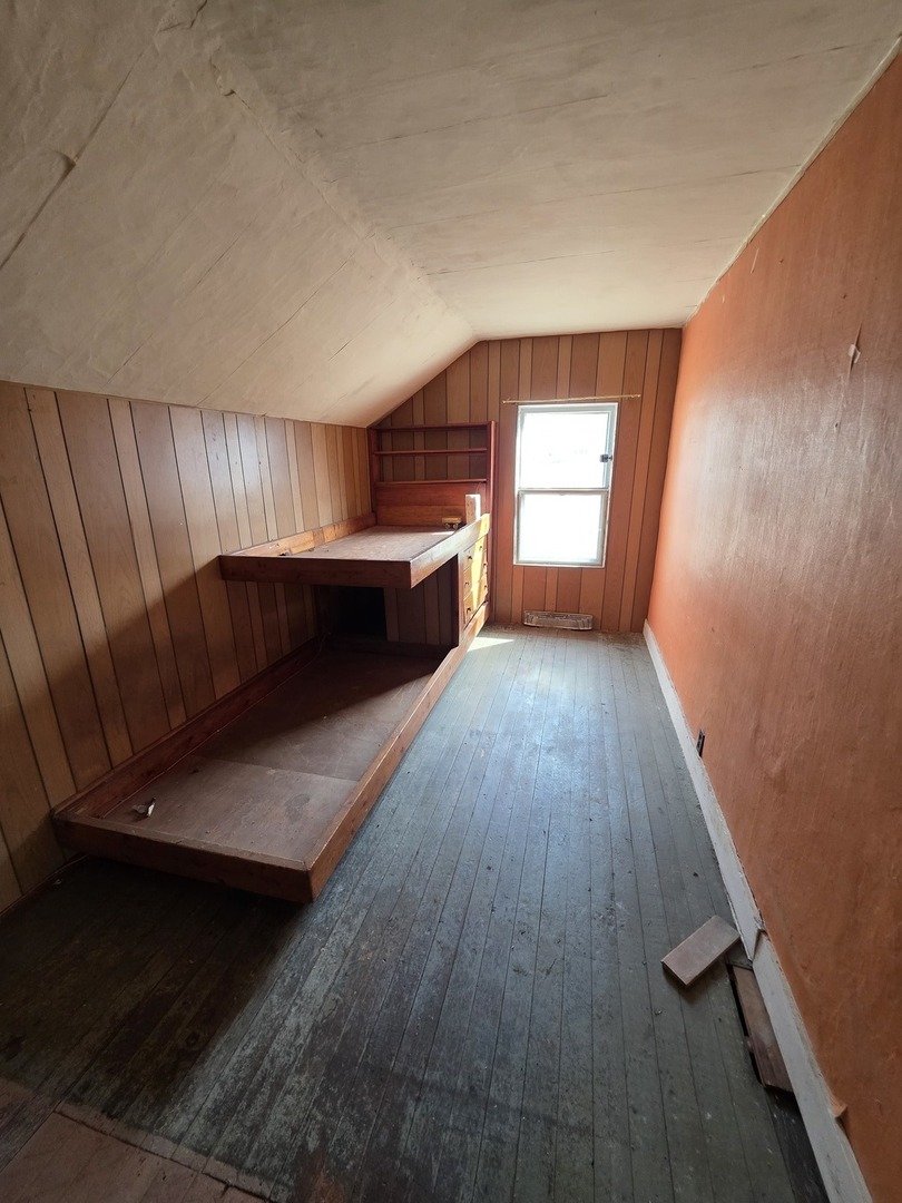 2313 North 7th Street Clinton, IA 52732 - Photo 20 of 26