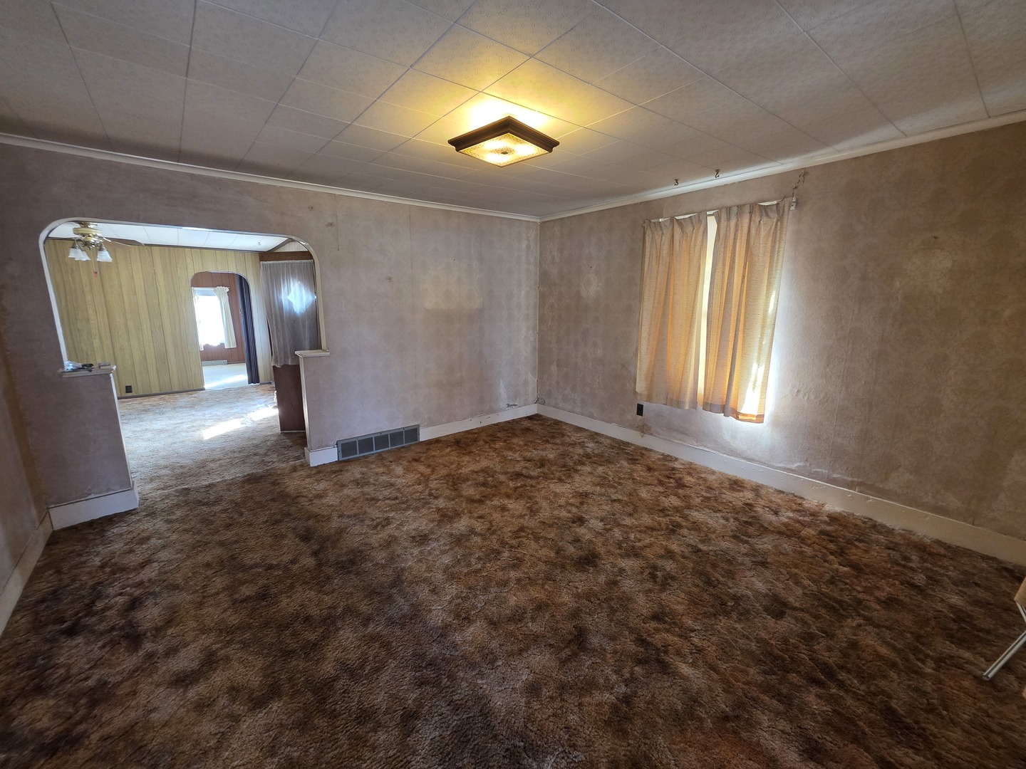 2313 North 7th Street Clinton, IA 52732 - Photo 5 of 26