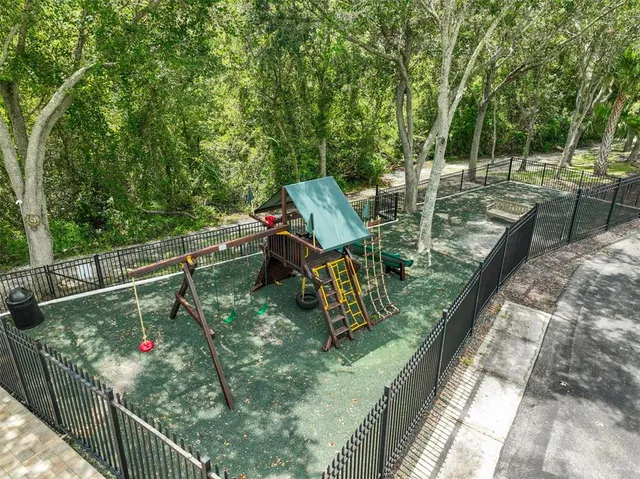 $2,400 | 4347 Deermont Circle, Tampa, FL 33624