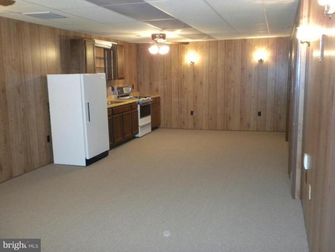 3885 Hunting Creek Road Huntingtown, MD 20639 - Photo 20 of 27 Recreation Room