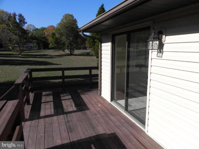 3885 Hunting Creek Road Huntingtown, MD 20639 - Photo 23 of 27 Deck