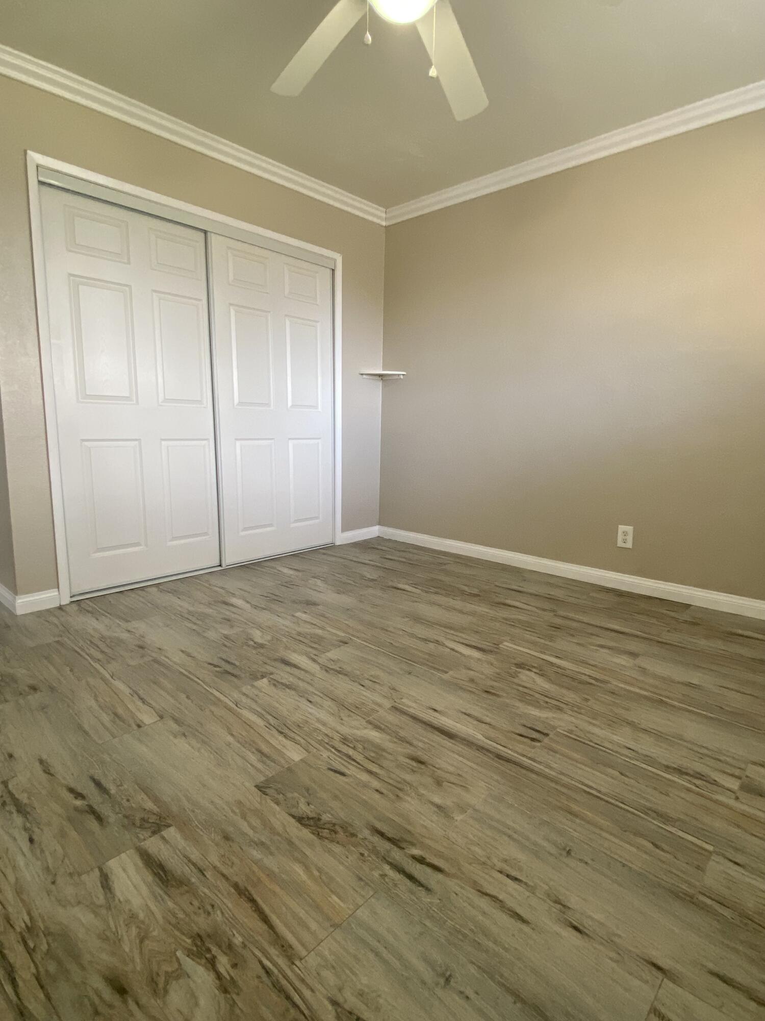 6916 Azalea Avenue Bakersfield, CA 93306 - Photo 10 of 26 a view of an empty room