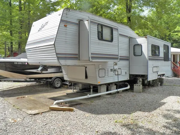 $55,000 | 182 Pocahontas Lane, Rochester, NH 03867