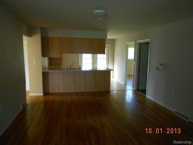 27139 Lehigh Street Inkster, MI 48141 - Photo 6 of 26 Dining Room 1.JPG